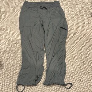 North Face Aphrodite Capri SM -Great Used Condition!